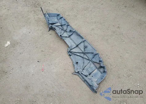 2019 Toyota Rav4 Xle z USA, uszkodzony, nr VIN 2T3P1RFV9KC057042